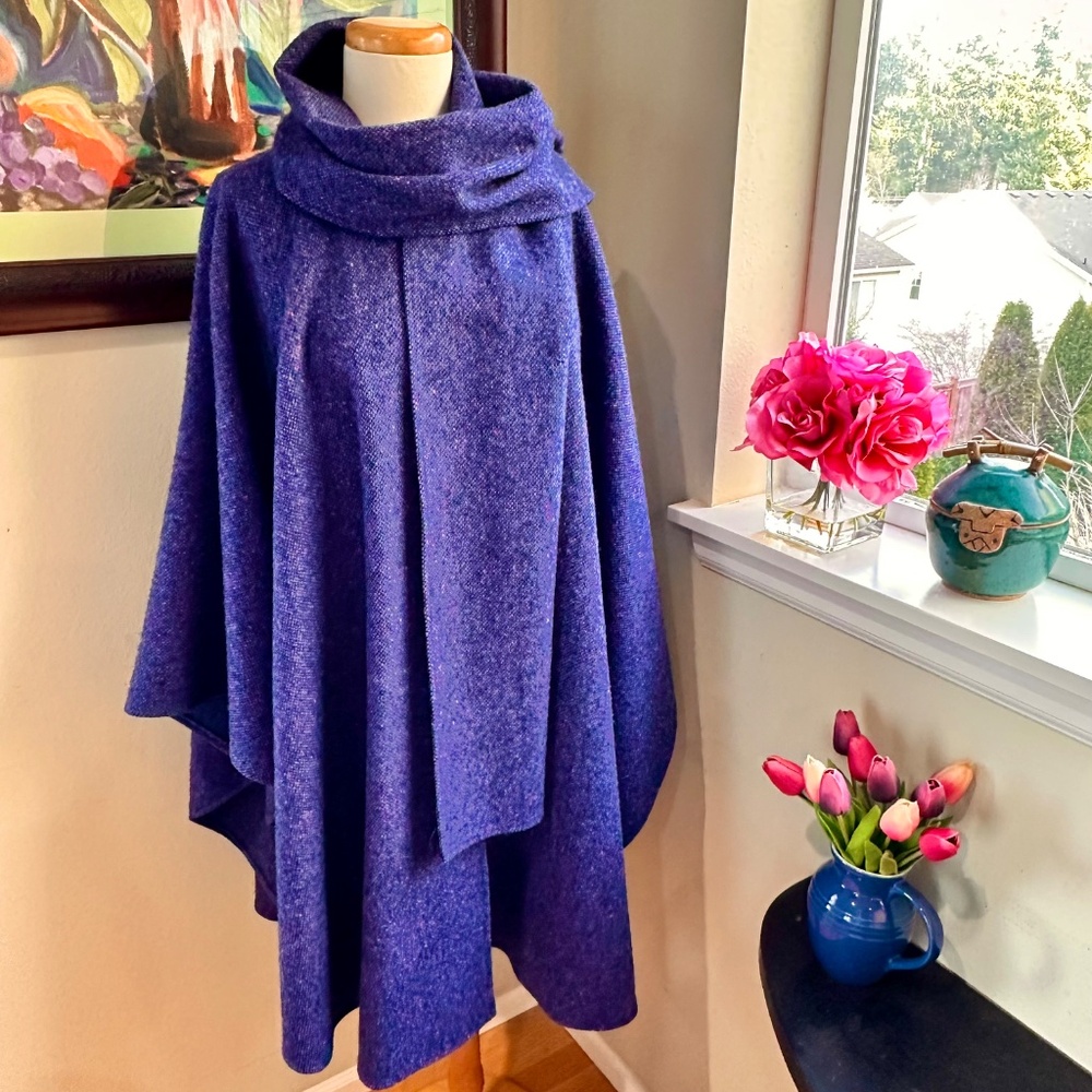 Jimmy Hourihan Classic Irish Walking Cape in Blue Flecked Donegal Tweed